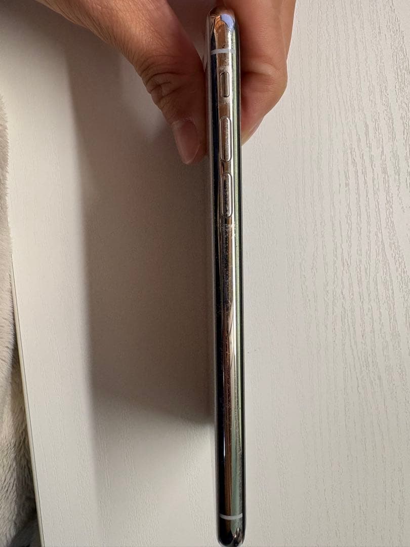 iPhoneX Silver 64GB DoCoMo SIMロック解除済み