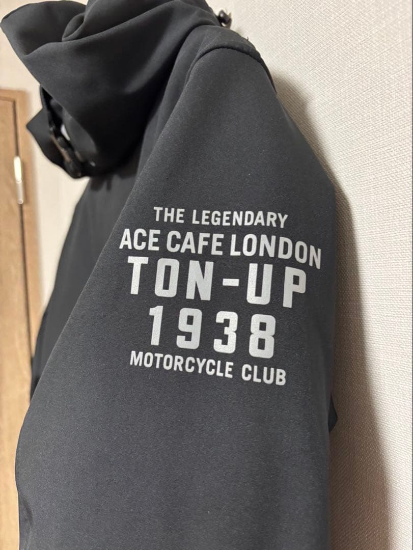 エースカフェロンドン冬用ソフトシェルライディングジャケット