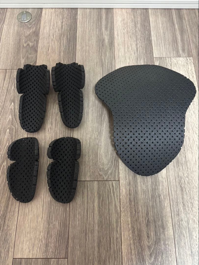 エースカフェロンドン冬用ソフトシェルライディングジャケット