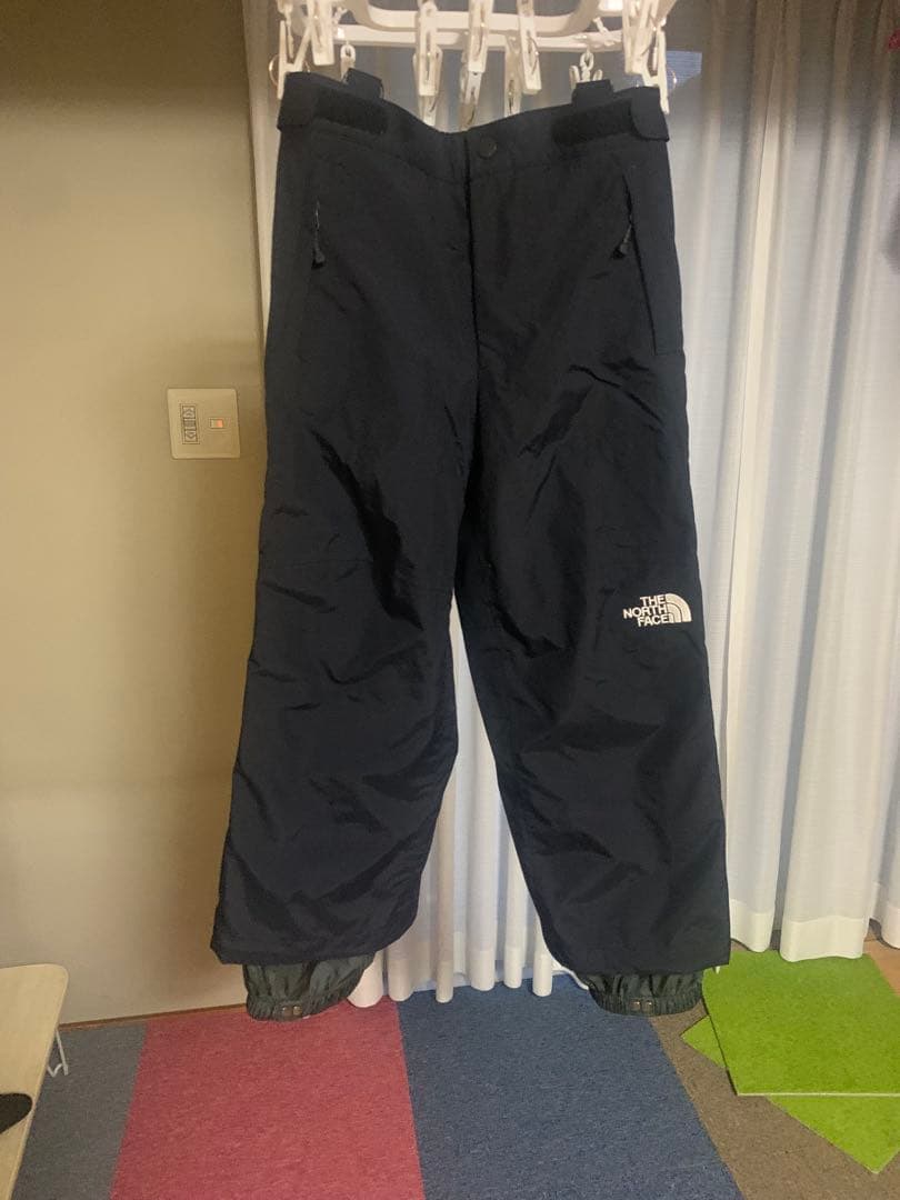 ノースフェイス　スキーウェア　スノボーウェア　　120 パンツ