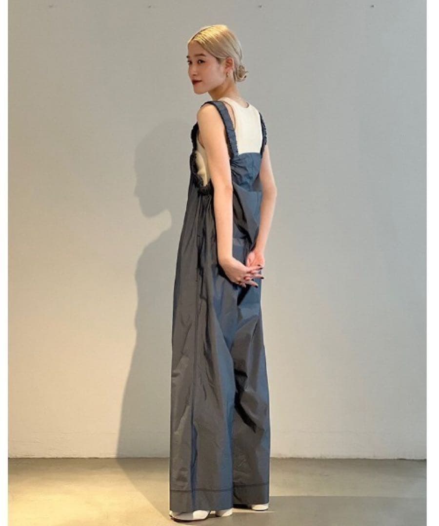 新品　トゥデイフル　 サイドギャザーコンビネゾン　サロペット　スザンヌ着用