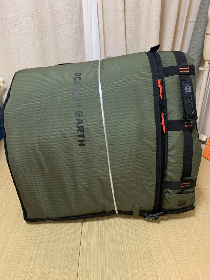 オーシャン&アース 3本用 ウィール付きトラベルケース 6.4ft ハードケース