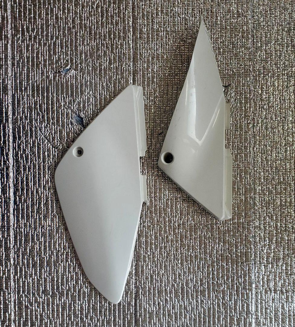 ホンダ　XR100モタード　外装