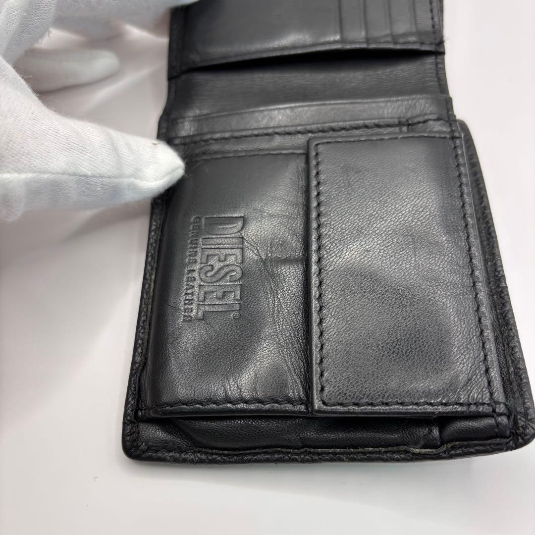 DIESEL 二つ折り財布　レザー　ブラック　X08844 Dロゴ　財布　革　黒