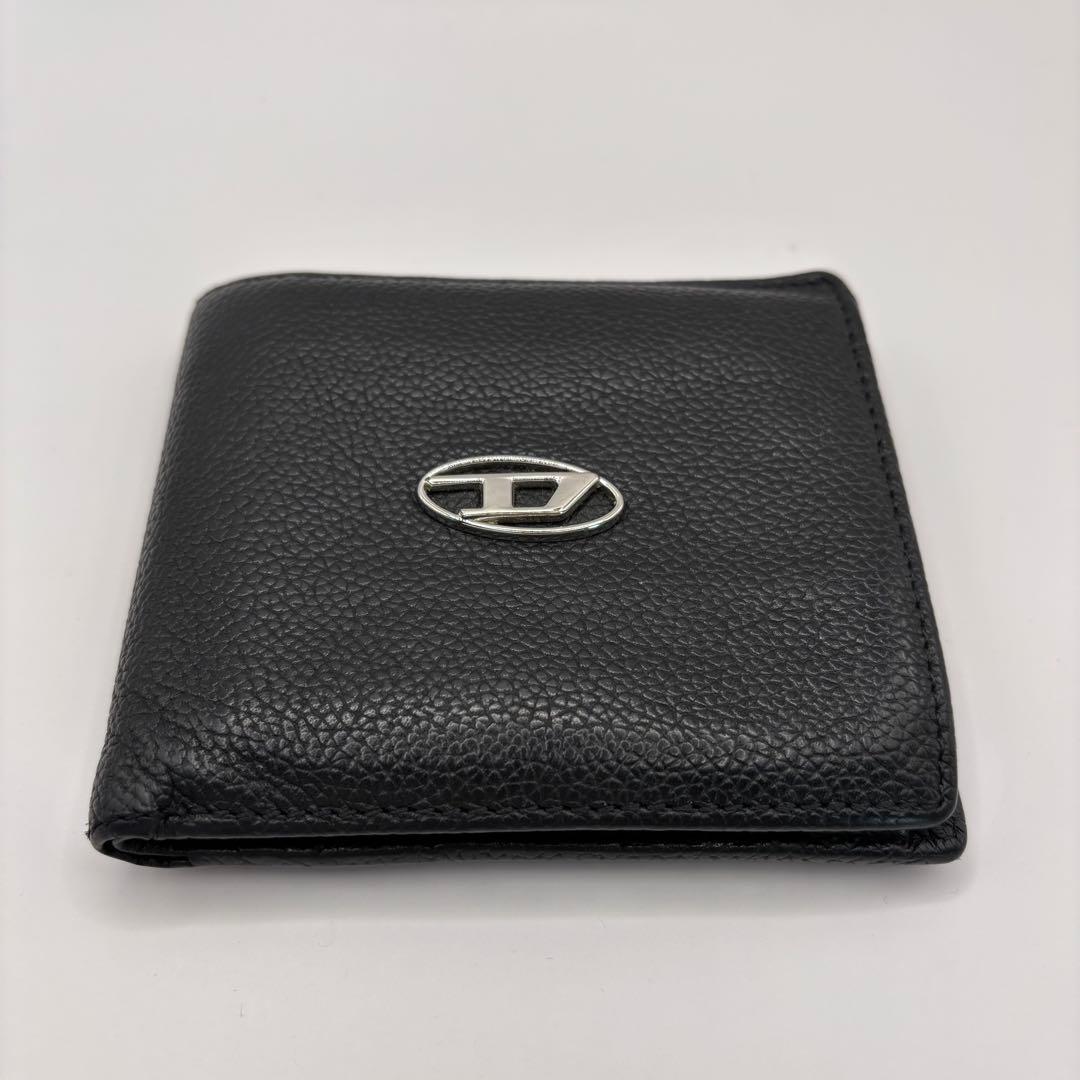 DIESEL 二つ折り財布　レザー　ブラック　X08844 Dロゴ　財布　革　黒