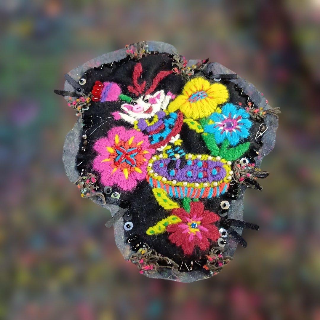 新品 アルベロベロ 刺繍がキュートなジャケット