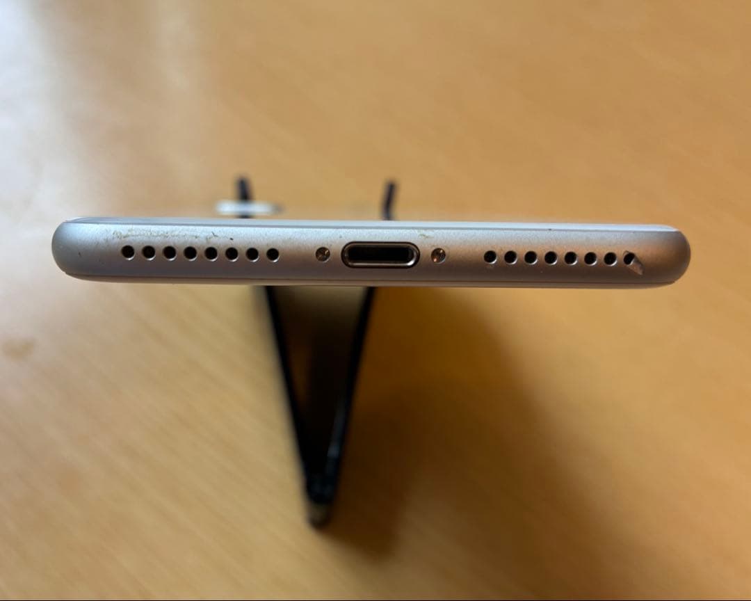 iPhone ８プラス本体