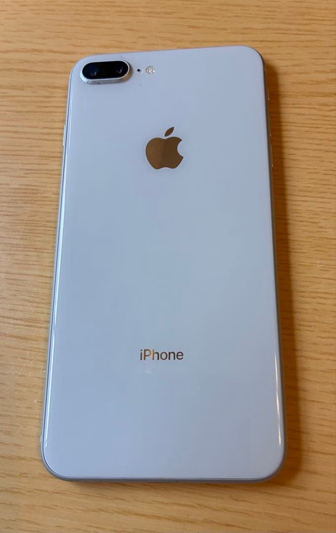 iPhone ８プラス本体