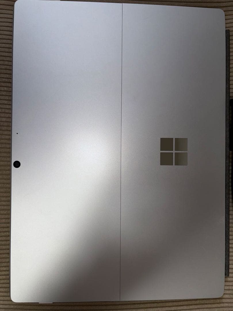 Microsoft Surface Pro 8 シルバー