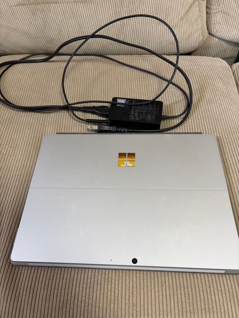 Microsoft Surface Pro 8 シルバー