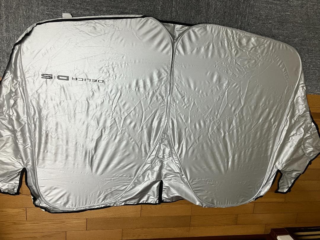 三菱デリカD:5純正サンシェード（品番：MZ518064）