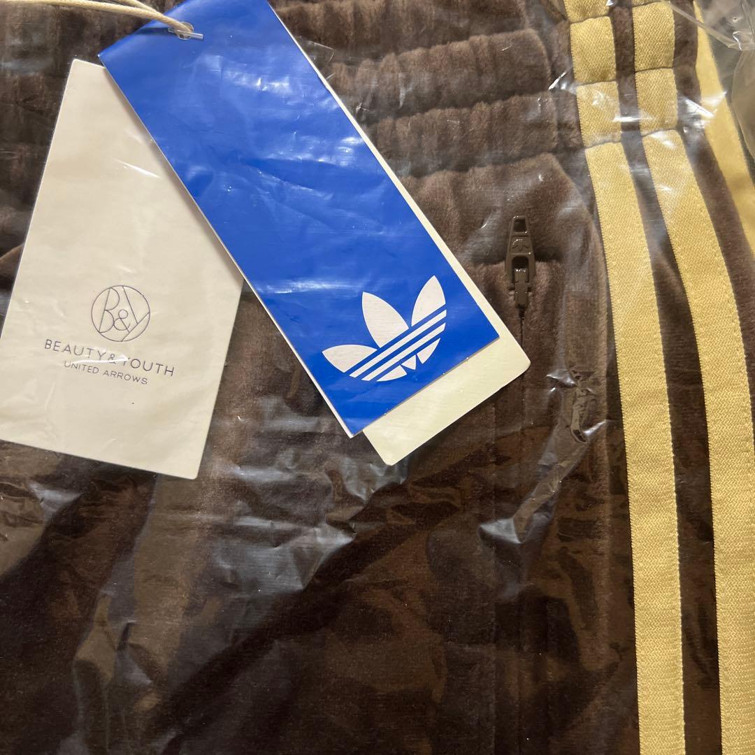 adidasOriginals ファイヤーバード ベロアトラックパンツ ブラウン
