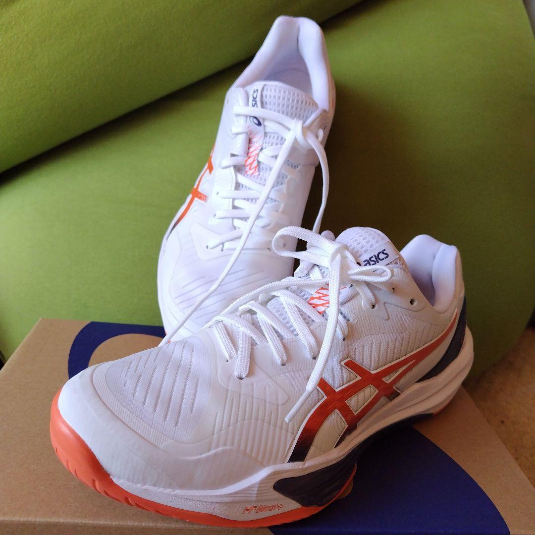 『アース』asicsスカイエリートFF3　27.5cm