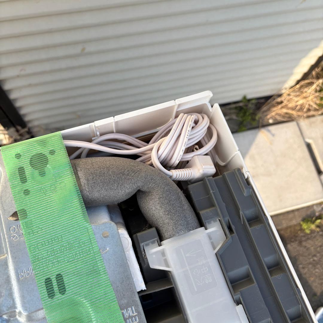 送料込み　23年製 日立 白くまくん RAS-AJ22M(W) ルームエアコン