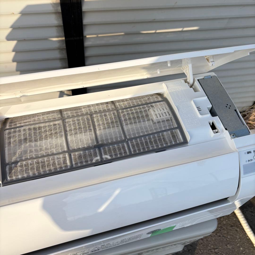 送料込み　23年製 日立 白くまくん RAS-AJ22M(W) ルームエアコン