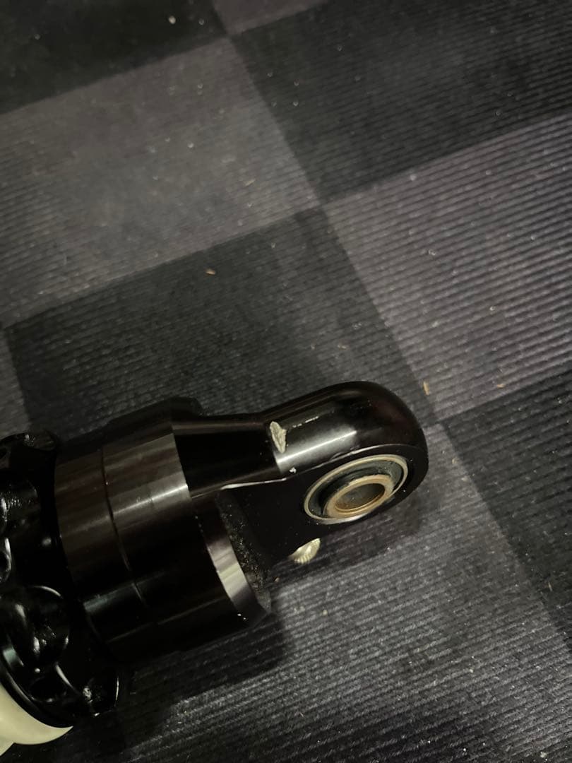 アドレスv125g サスペンション