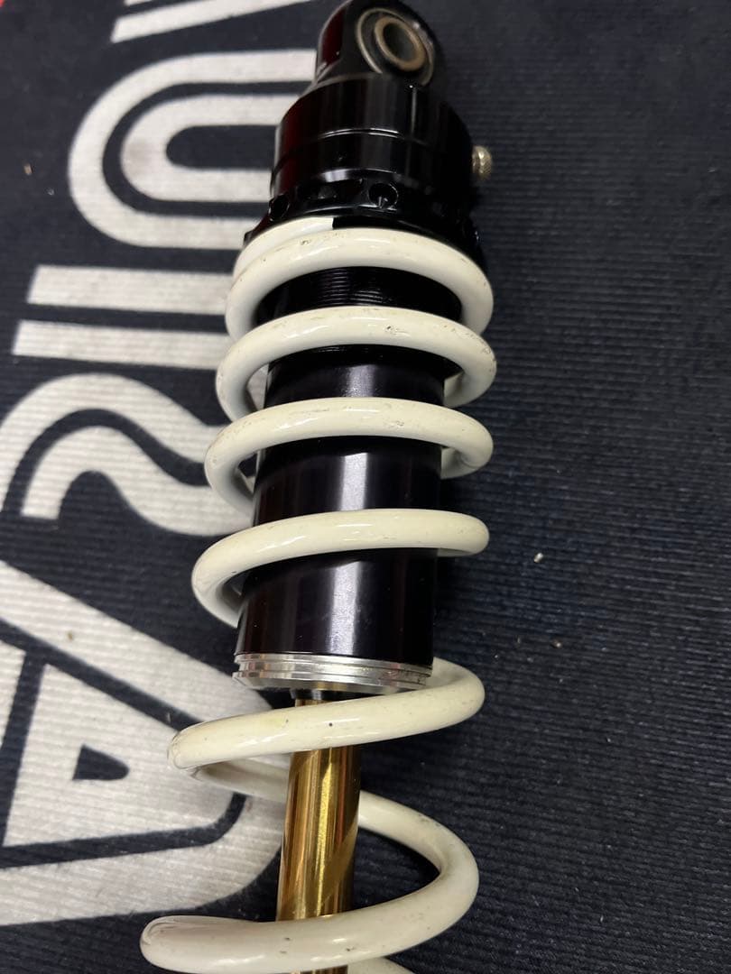 アドレスv125g サスペンション