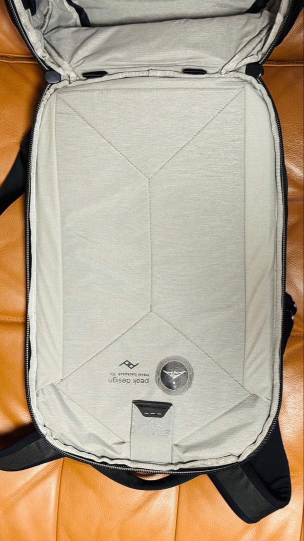 【最終価格】ピークデザイン　トラベルバックパック30l 純正レインカバー付