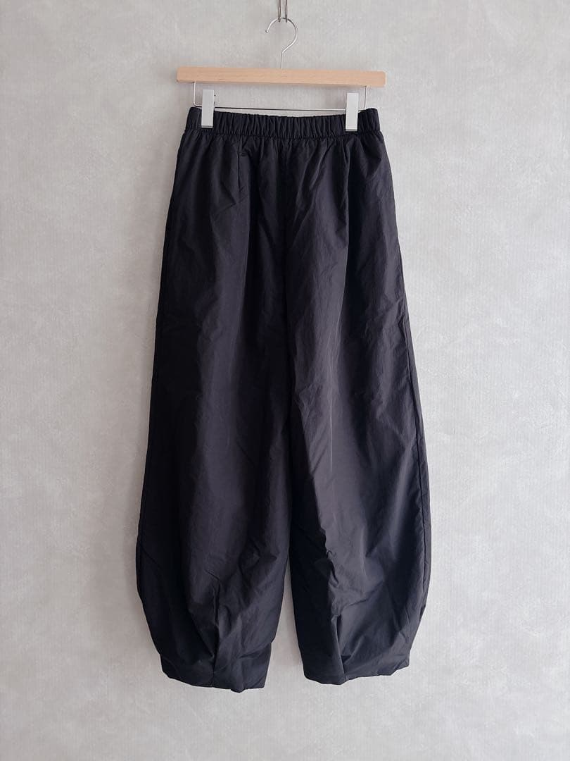 未使用　クラネ　PADDED FORM PANTS