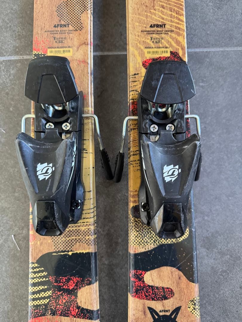 4frnt Jackal 147cm フォーフロント