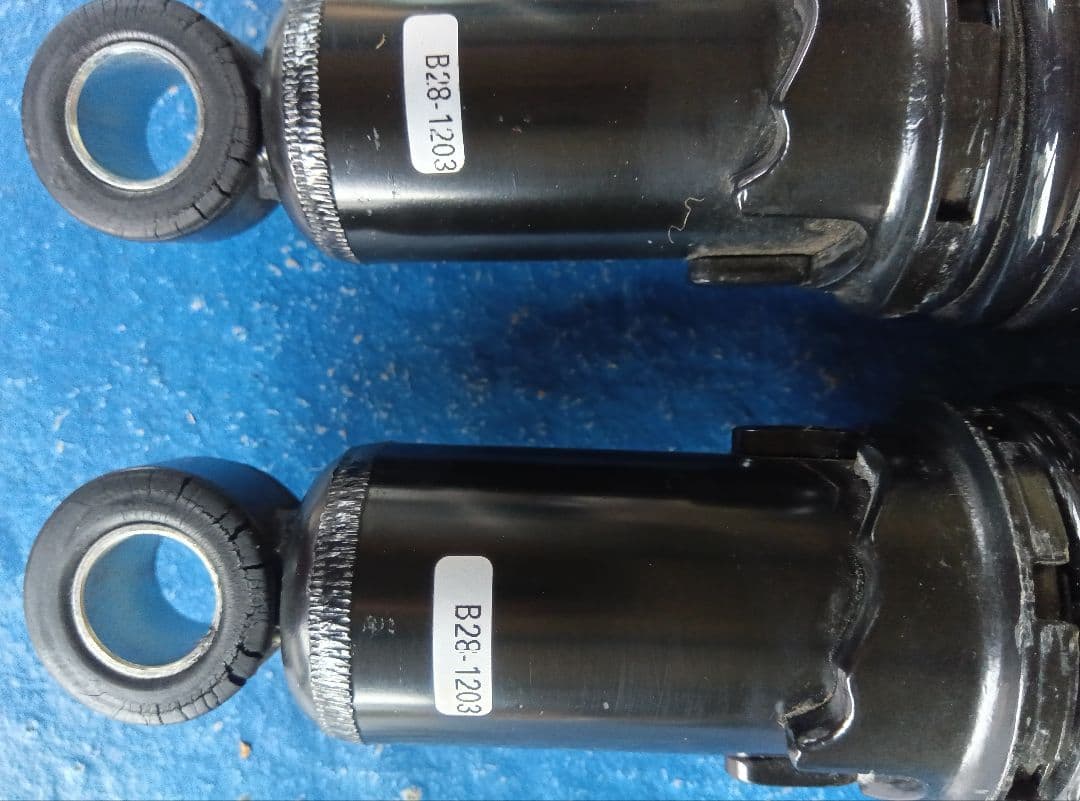 ハーレーダビッドソン　ローダウンサスペンション