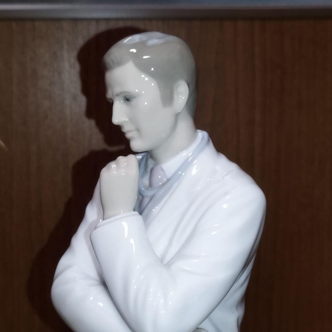 【美品】リヤドロ LLADRO スペイン製 優秀なドクター　置物 8188