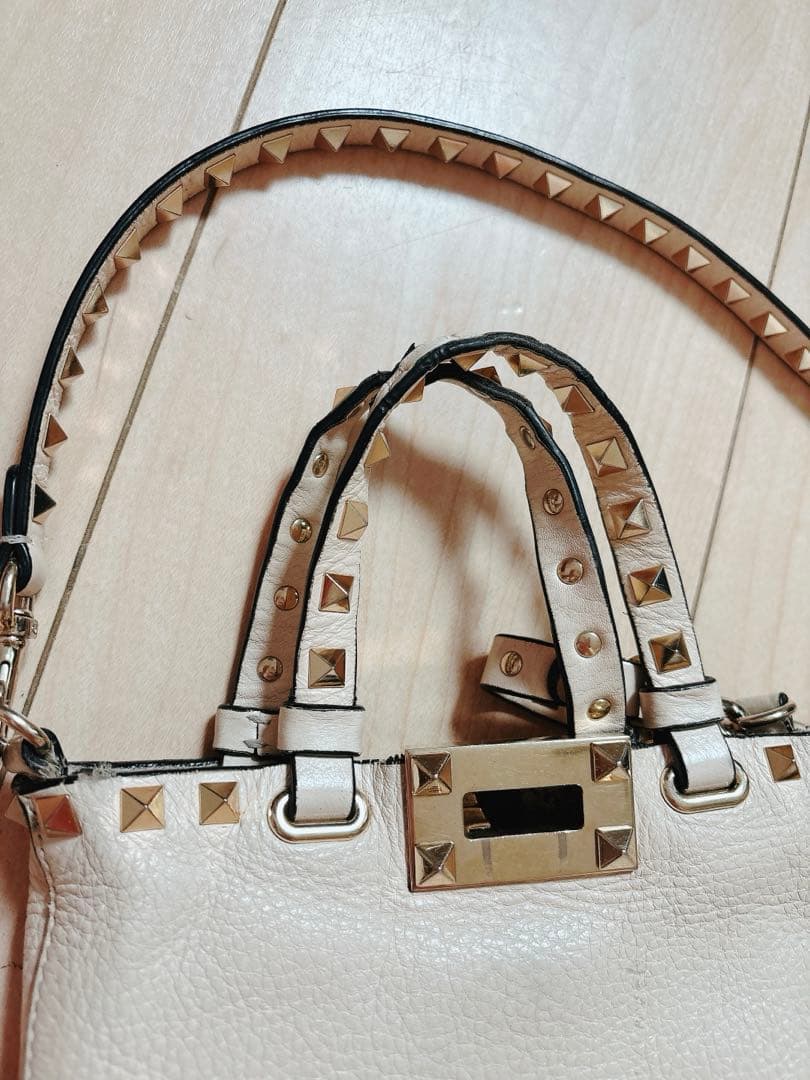 ヴァレンティノ ロックスダッズショルダーバッグ