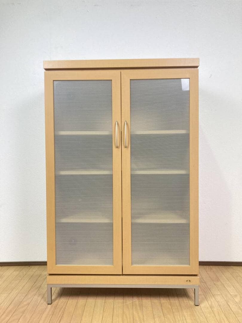 脚付き ガラス扉 キャビネット 茶 ライトブラウン 棚 収納棚 サイドボード