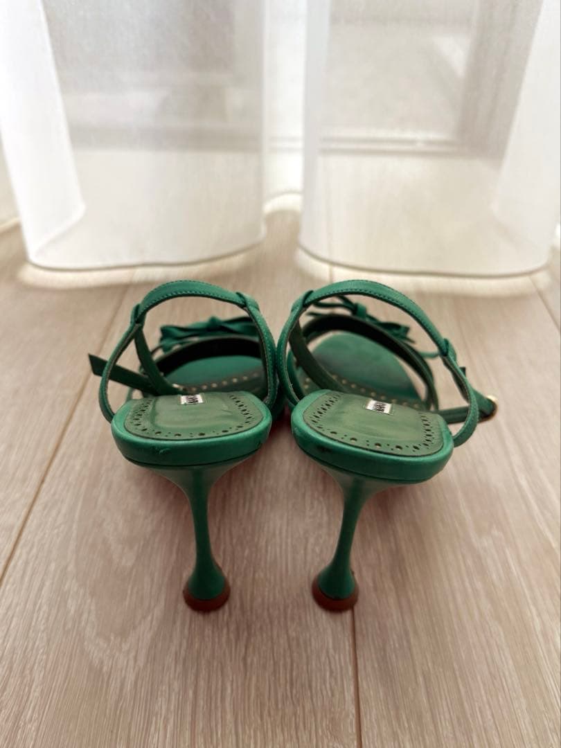 Manolo Blahnik 38 マノロ ミュール サンダル ヒール リボン