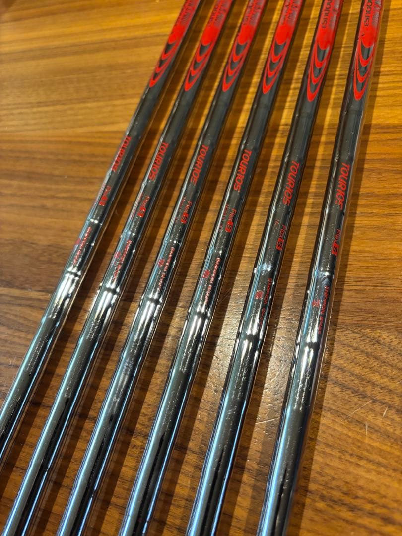 オノフKURO 2017 アイアン 6本セット MODUS105S