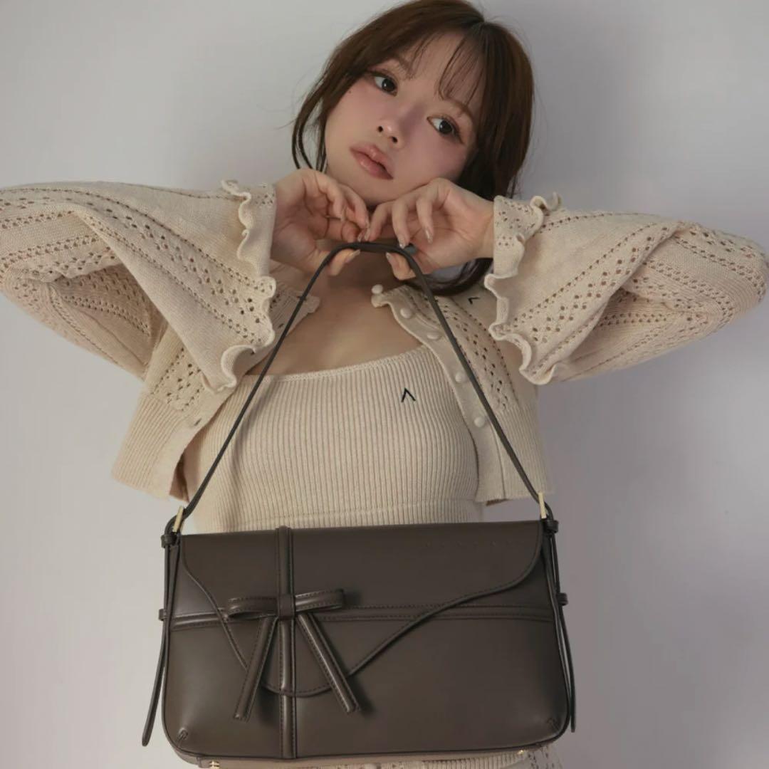 バッグ BRN ANDMARY VALENTINE RIBBON LEATHER BAG