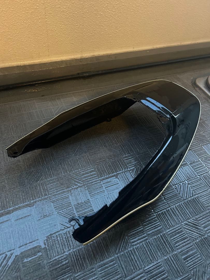 nc39純正テールカウル