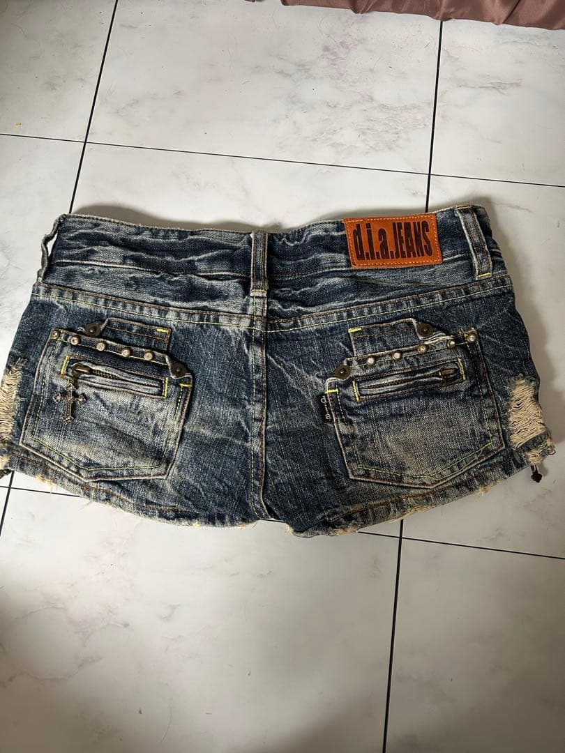 d.i.aショートパンツ