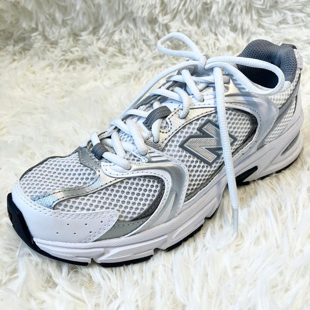 【ほぼ未使用】ニューバランス MR530AD スニーカー ホワイト 23cm