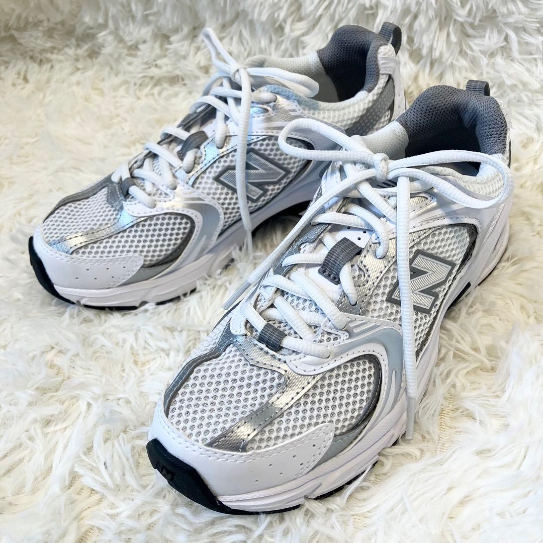 【ほぼ未使用】ニューバランス MR530AD スニーカー ホワイト 23cm