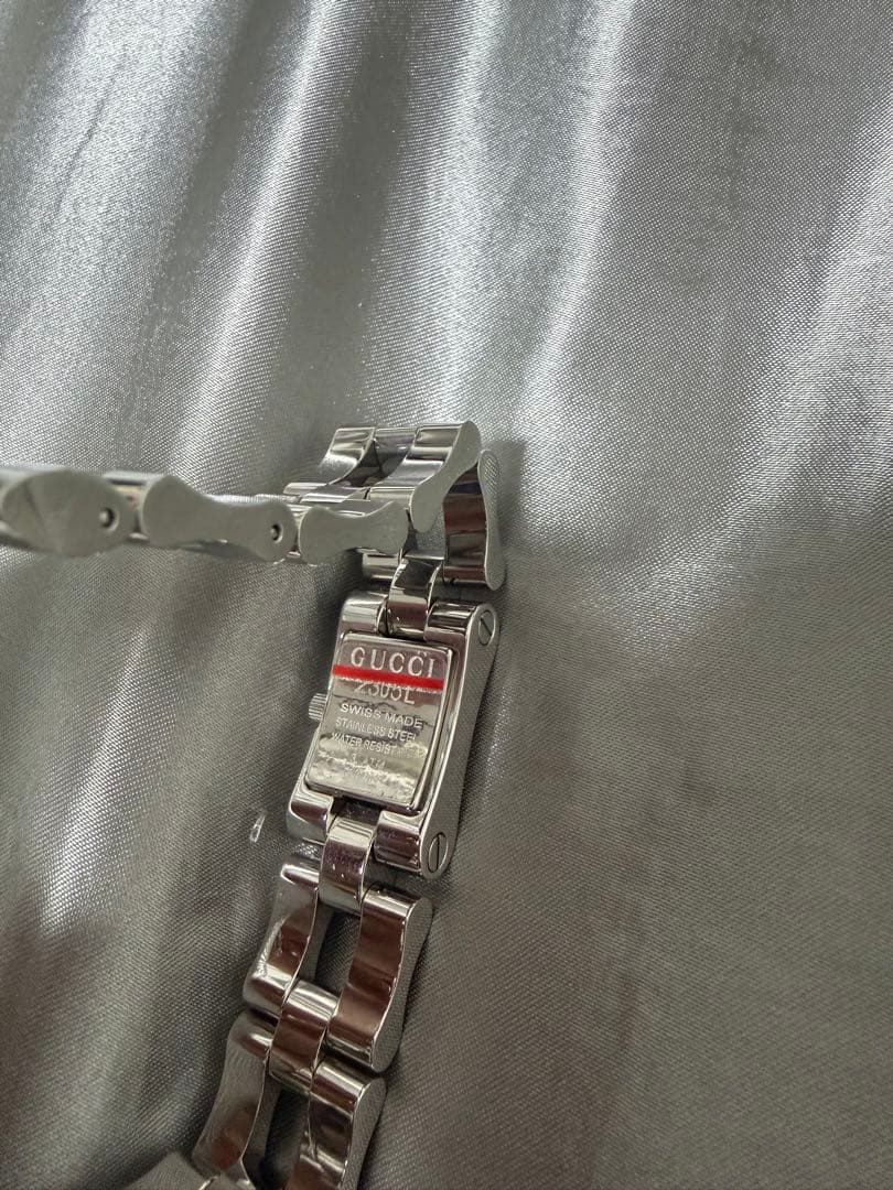 GUCCI シルバー アナログ 腕時計