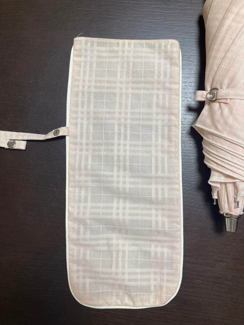 美品　Burberry バーバリー 折りたたみ日傘　チェック柄　ロゴ入り
