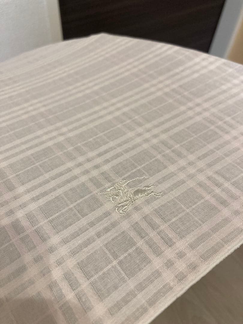 美品　Burberry バーバリー 折りたたみ日傘　チェック柄　ロゴ入り