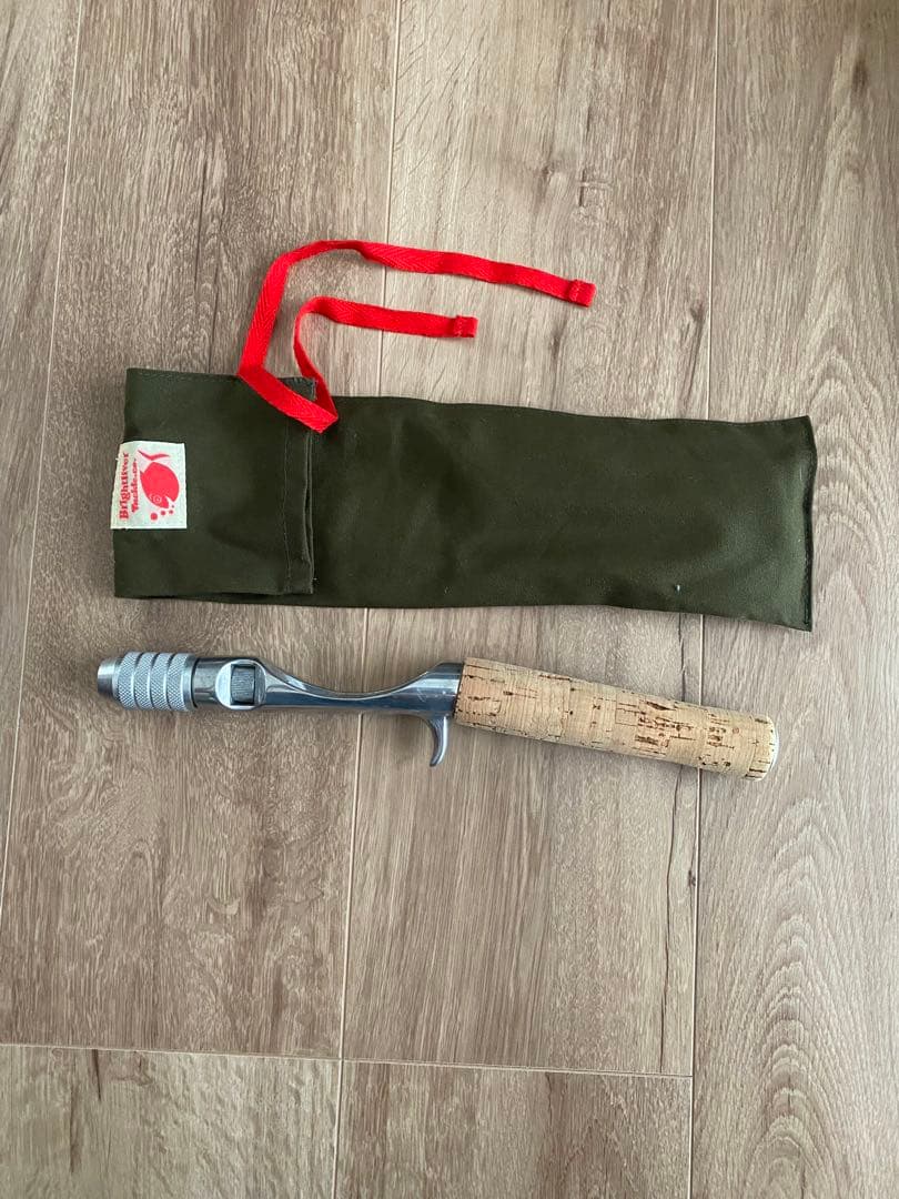 ブライトリバー　ブライトキャスター　グリップ