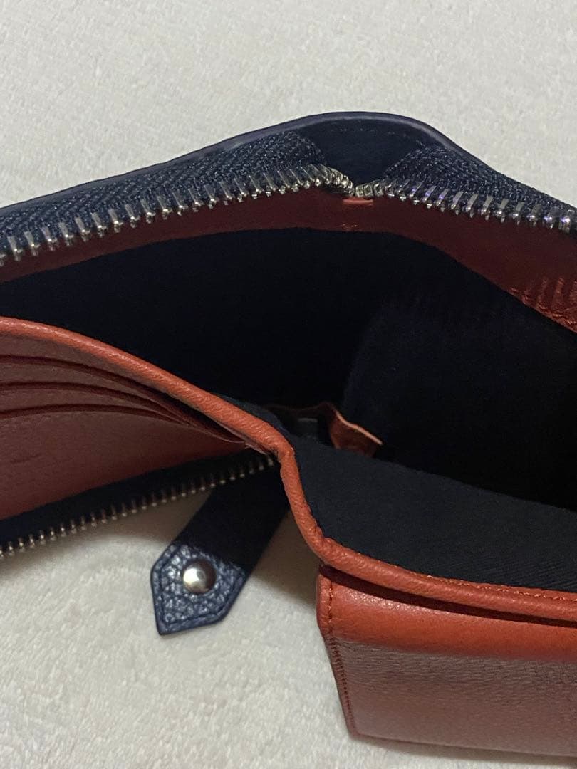 ヴィヴィアン 二つ折り財布 紺 オーブペイント ラウンドファスナー