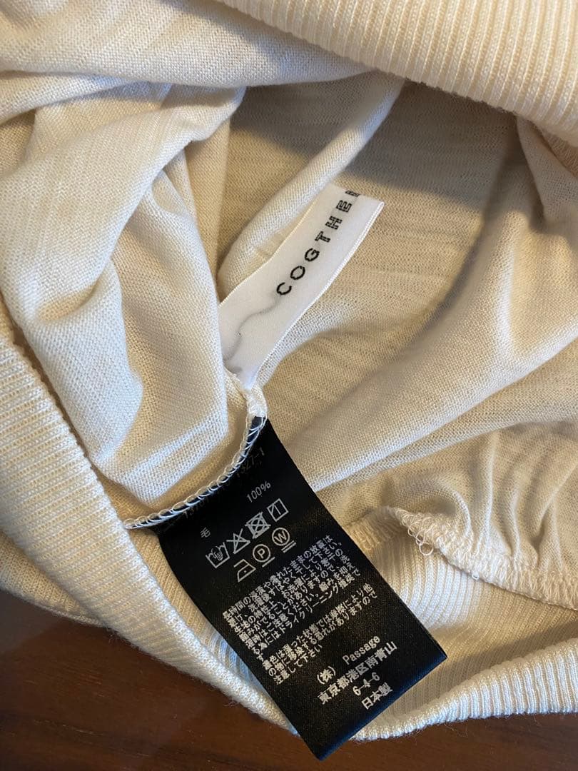 コグザビッグスモーク MATILDA POLLONECKABANICOS TOP