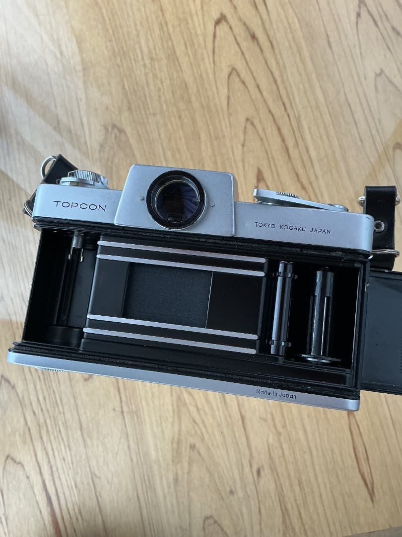 TOPCON RE SUPER　＋　Auto-Topcor 58mm F1.4