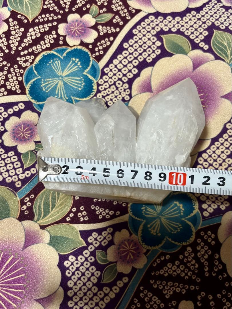 特大！大きなポイント！ パールバティ産 ヒマラヤ水晶クラスター 重さ約1.5kg