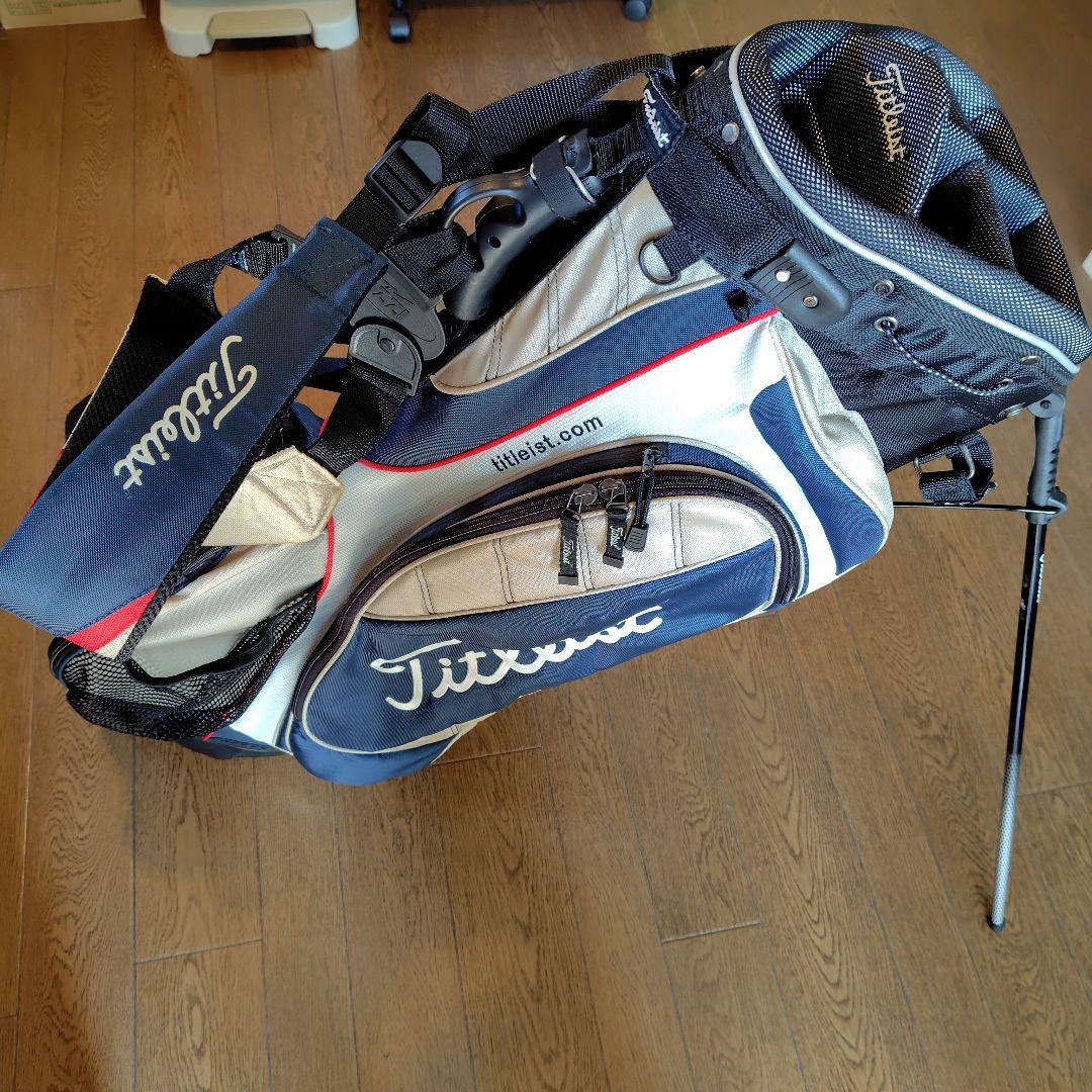 Titleist キャディバッグ　スタンド式 ネイビー/ホワイト