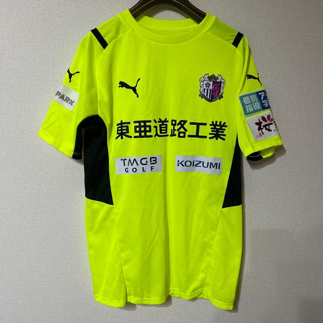 Puma セレッソ大阪♡Tシャツ　イエロー