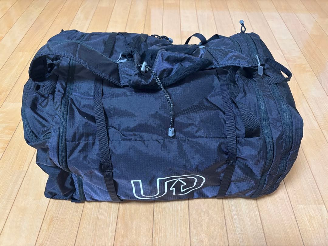 アルティメイトディレクション クルーバッグJ 黒バックパック、トレイルラン