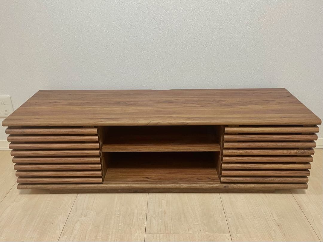 プ*照様 【美品】テレビ台 ローボード 幅118cmウォールナット 北欧 モダン