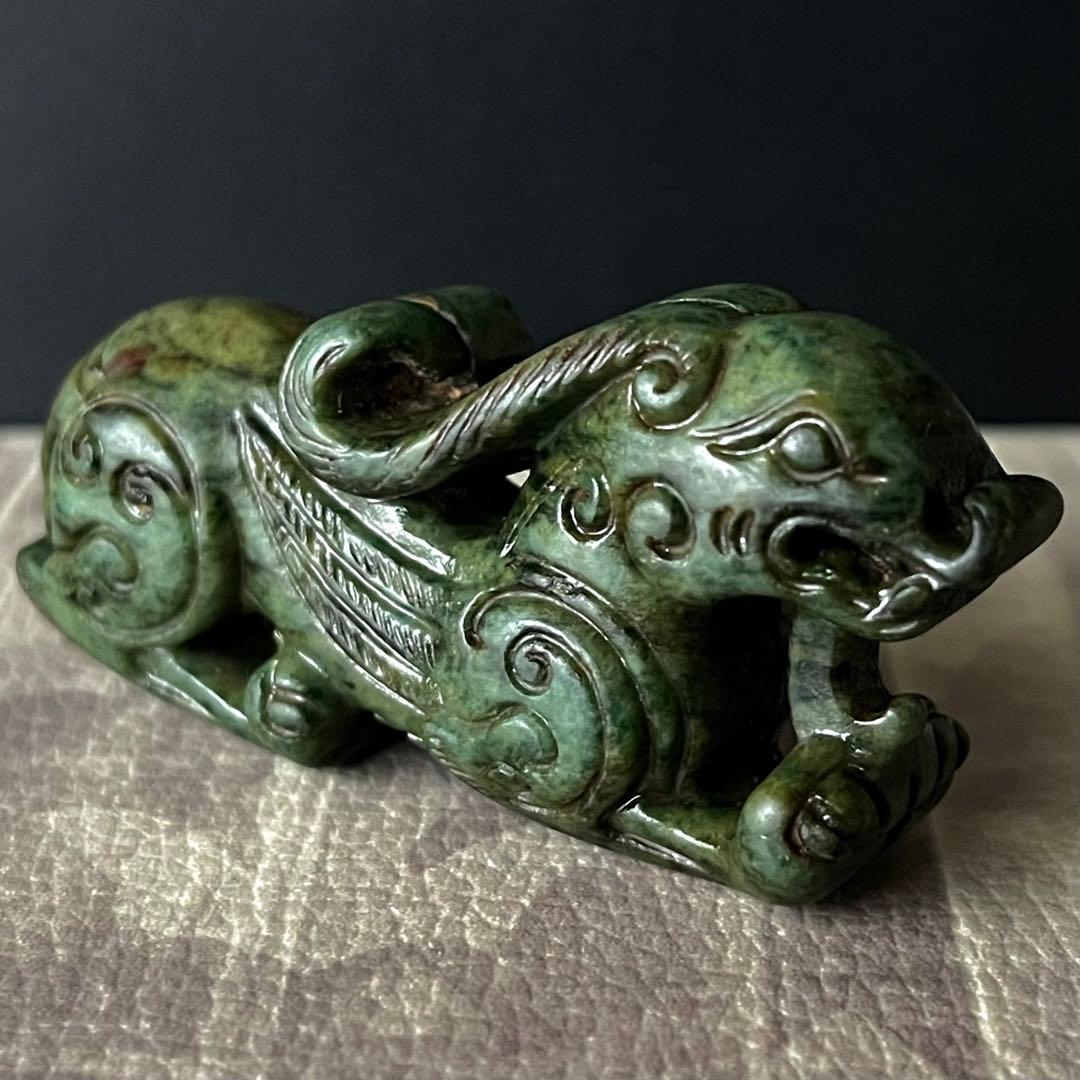和田玉 緑玉 古玉 彫刻 手彫り 神獣 ネフライト 軟玉 中国王朝 アンティーク
