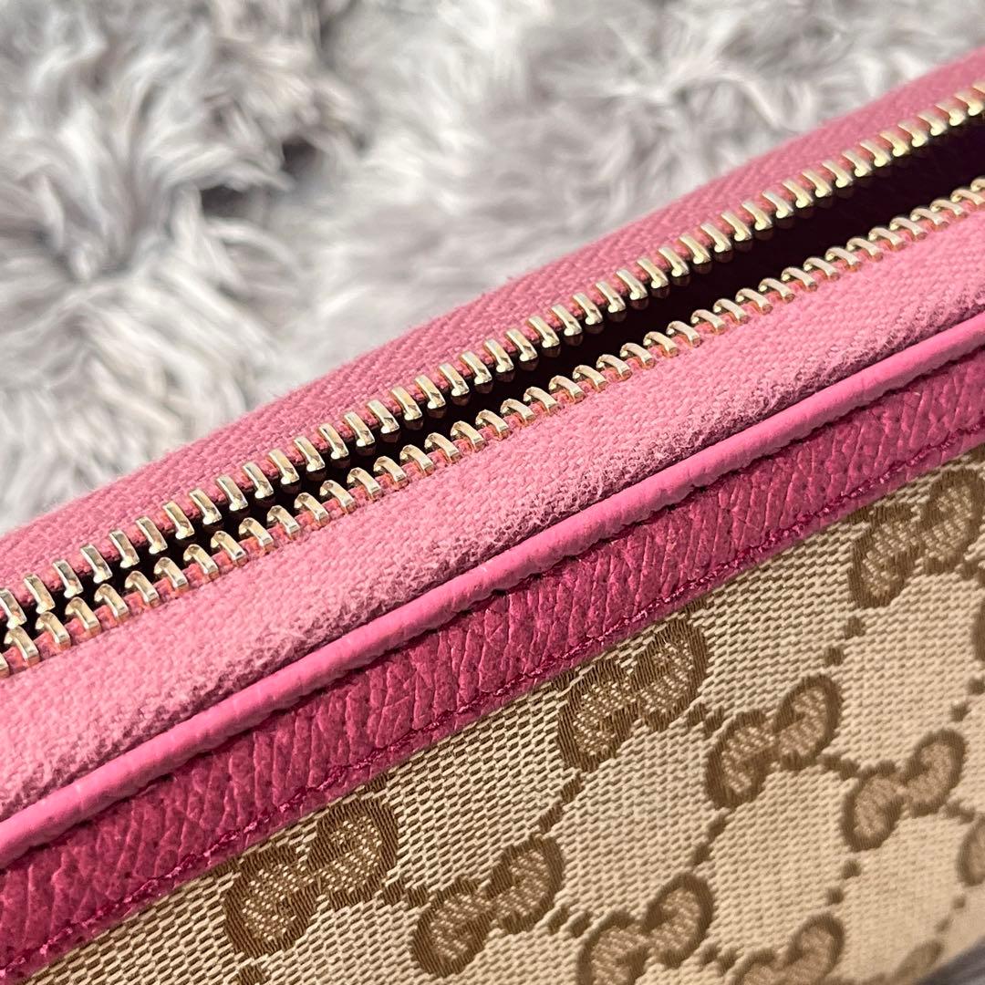 良品✨GUCCI ラウンドジップ　GGキャンバス ラパープル　長財布　ロゴ金具