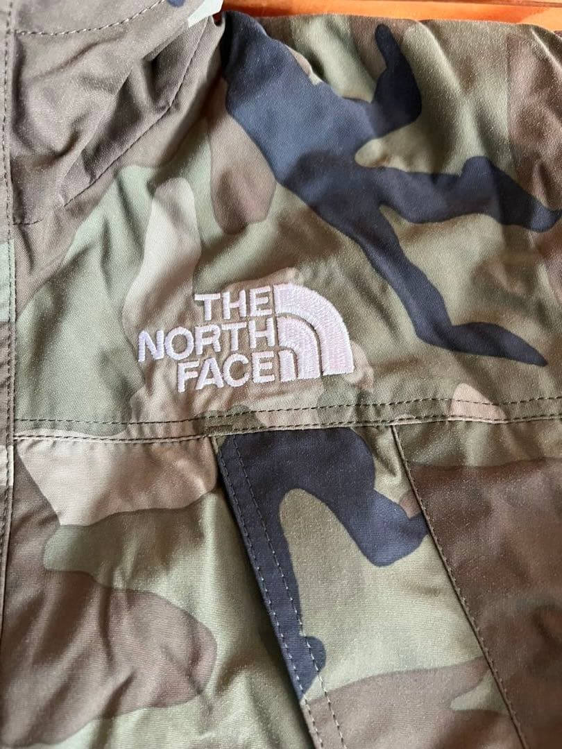The North Face 迷彩柄　110cm スノーウェア　つなぎ